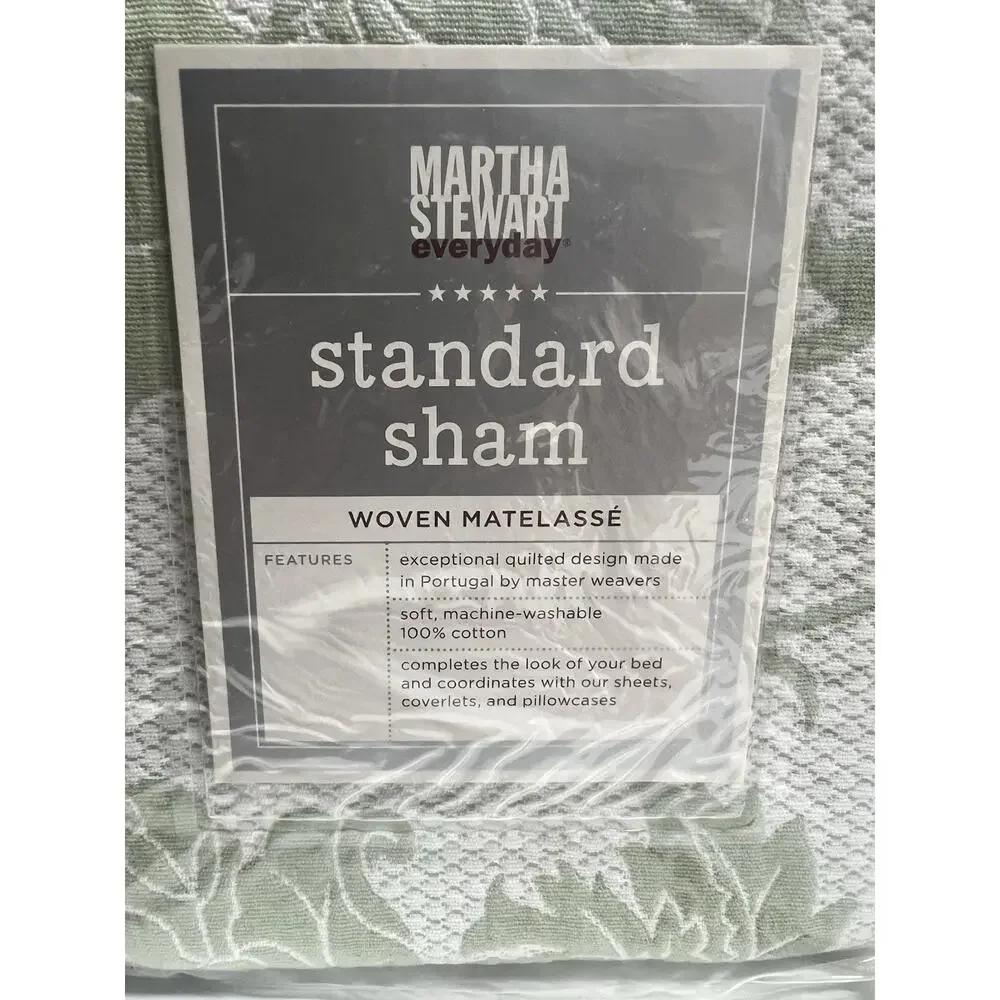 Martha Stewart Woven Matelasse Tree Fern (1) Standard Sham White / Green NEW
